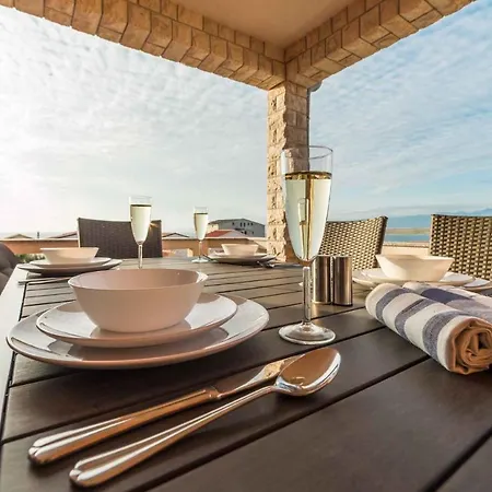 In - Insel 41300 Appartamento Vir